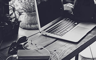 jiuyou入口-欧洲足坛转会新风向：超级巨星纷纷加盟豪门，欧洲足坛转会汇总