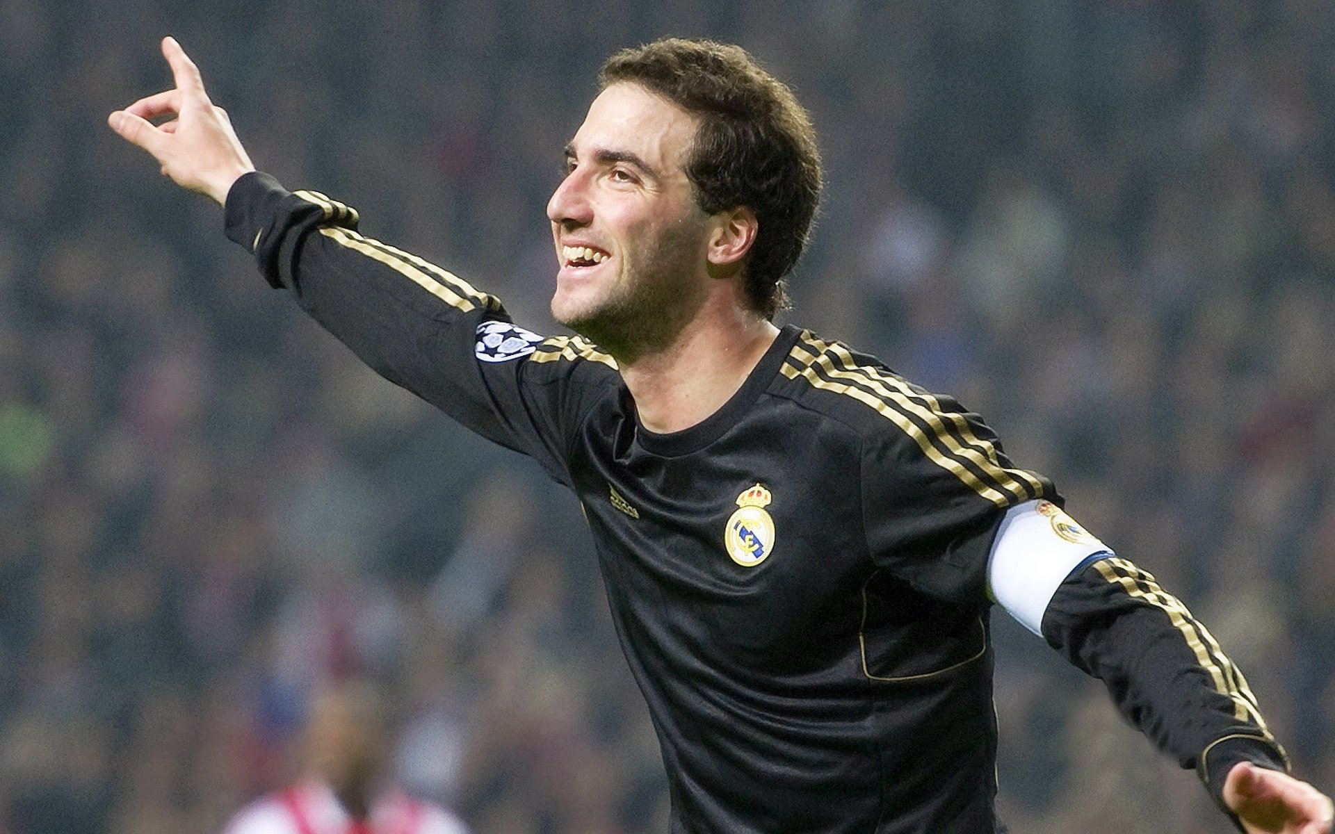 jiuyou入口-格拉纳达在客场比赛中实现胜利，士气高涨，格拉纳达首发阵容